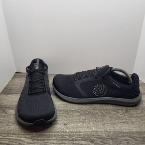 Mens TOPO Athletic ST-5 Black Minimalist Road Running Shoes Size 10.5 Wide